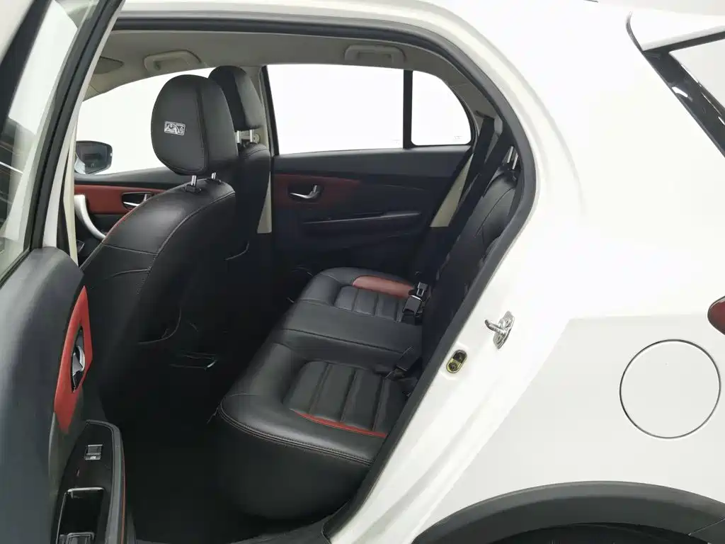 Haval H1 2015 — фото 15