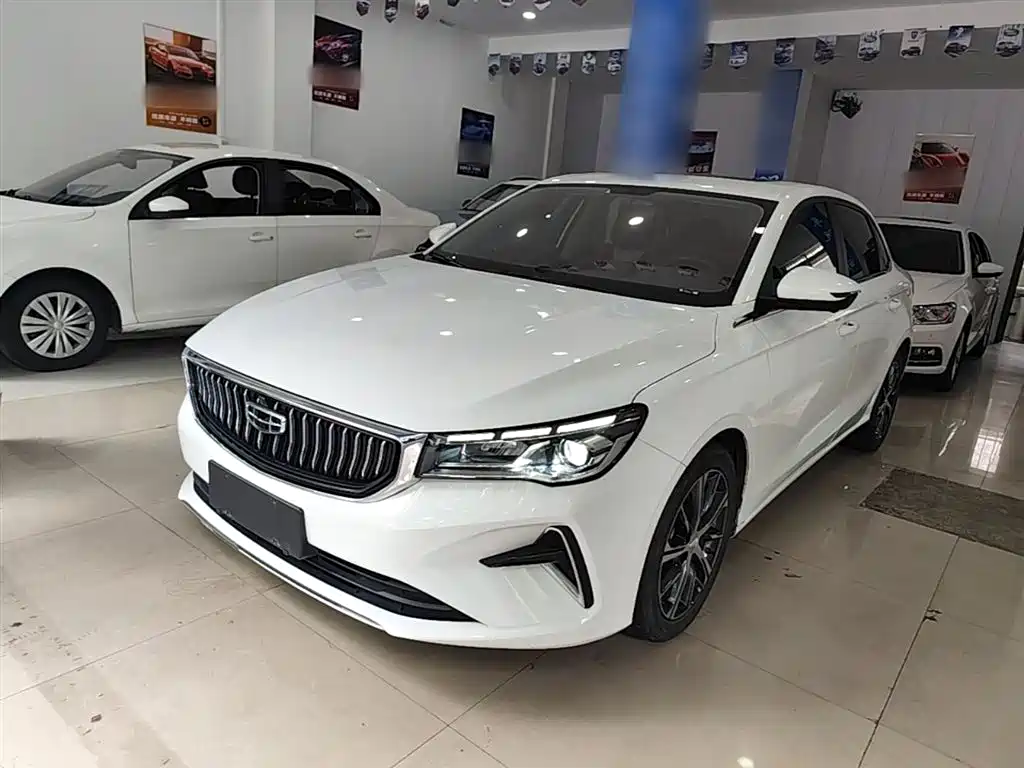 Geely Emgrand 2023 — фото 1