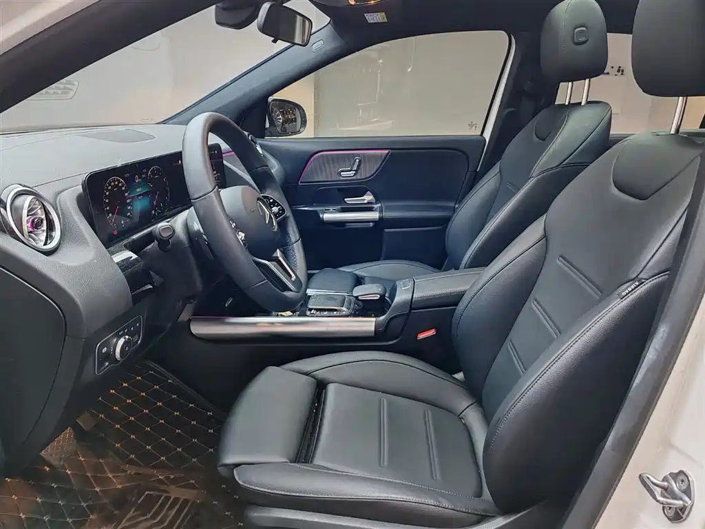 Mercedes-Benz GLA 2023 — фото 11