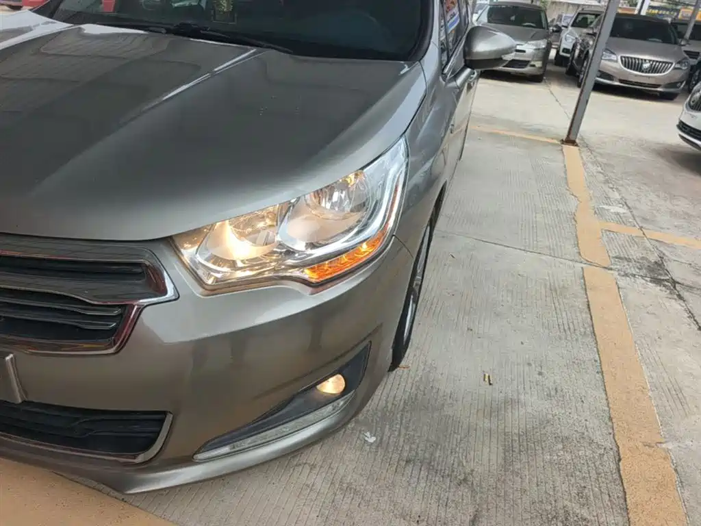 Citroen C4L 2015 — фото 24