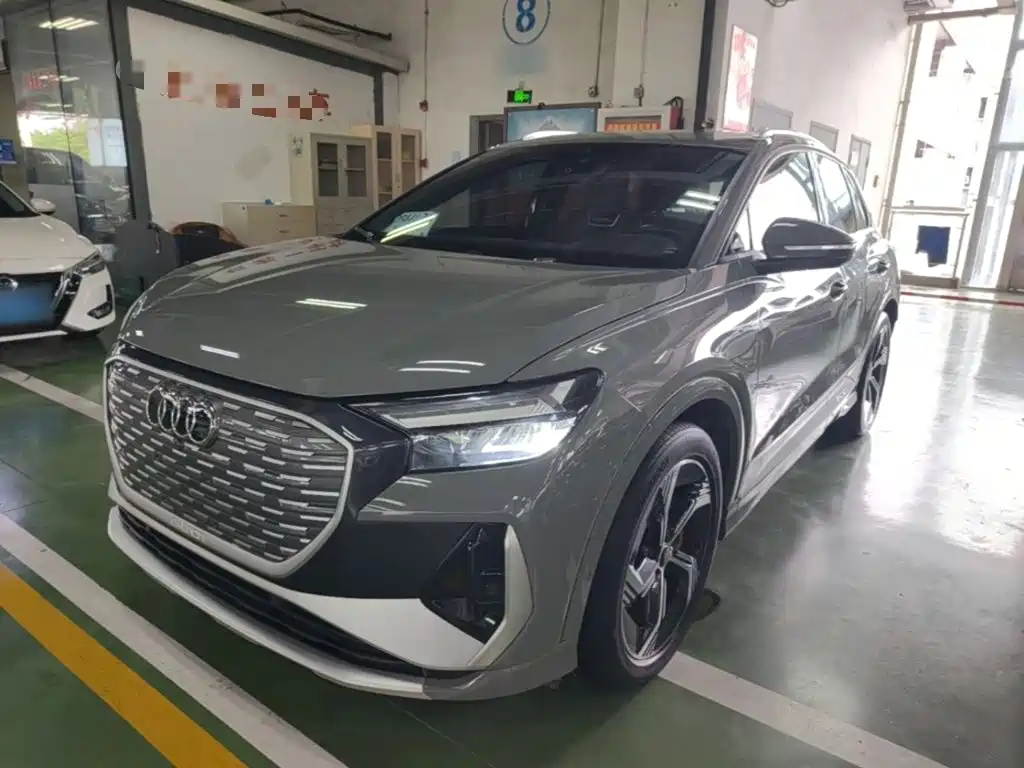 Audi Q4 e-tron 2023