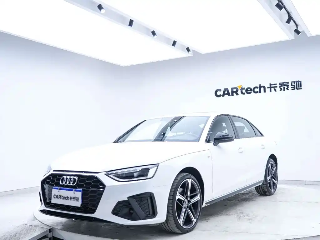 Audi A4L 2024 — фото 10