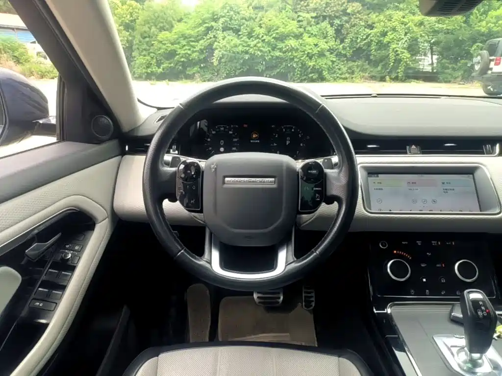 Land Rover Range Rover Evoque 2020 — фото 11