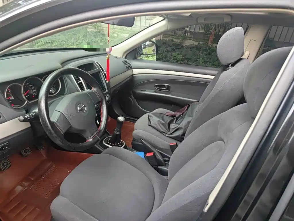Nissan Sylphy 2018 — фото 12