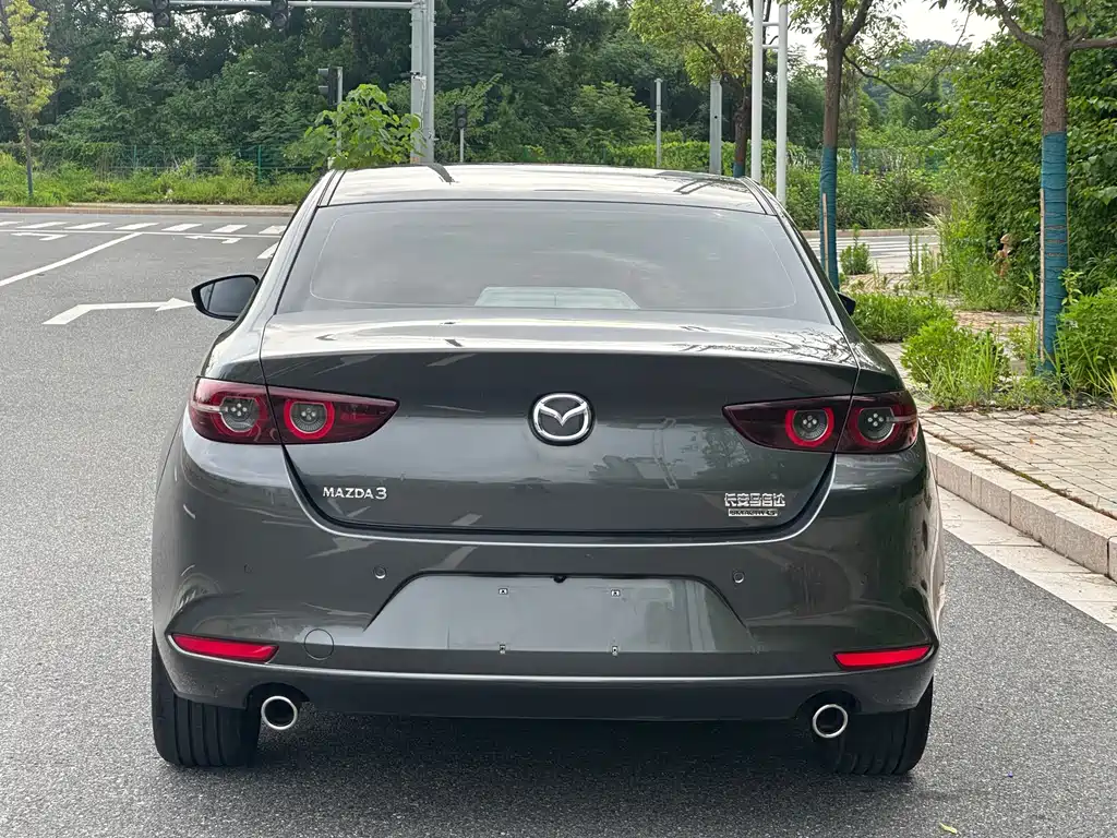 Mazda 3 Axela 2020