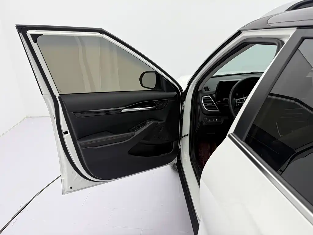 Kia KX3 2022 — фото 21