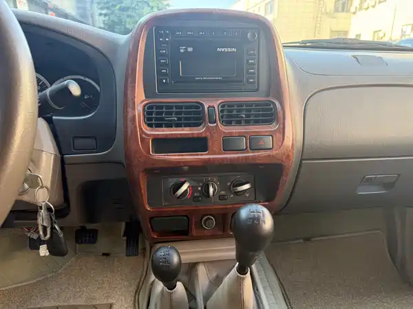 Nissan ZN Van 2013