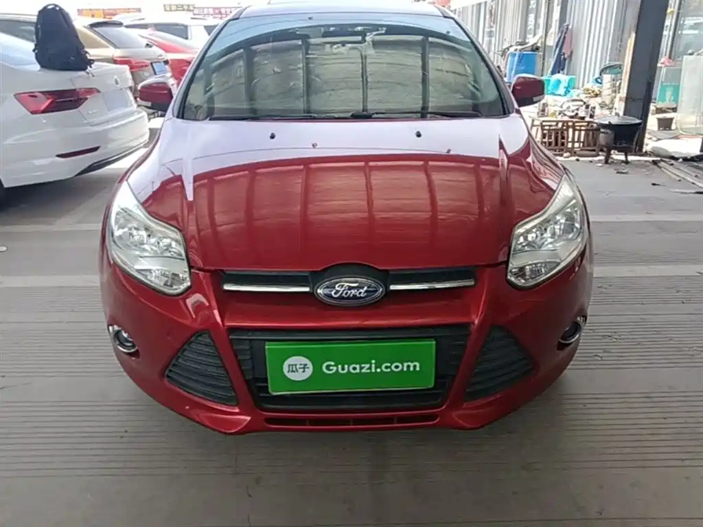 Ford Focus 2015 — фото 3