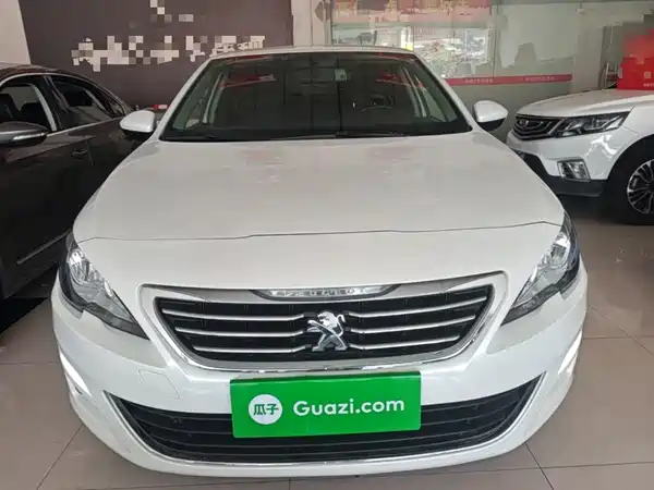 Peugeot 408 2016