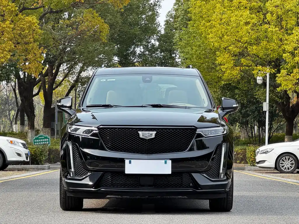 Cadillac XT6 2025 — фото 2