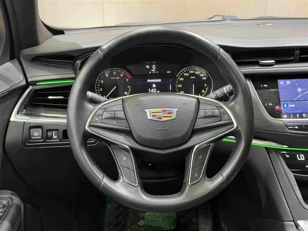 Cadillac XT5 2021 — фото 10