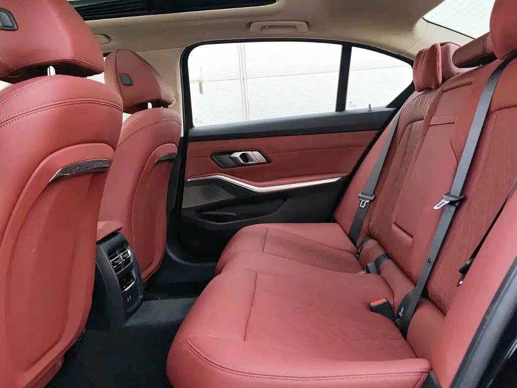 BMW i3 2025 — фото 12