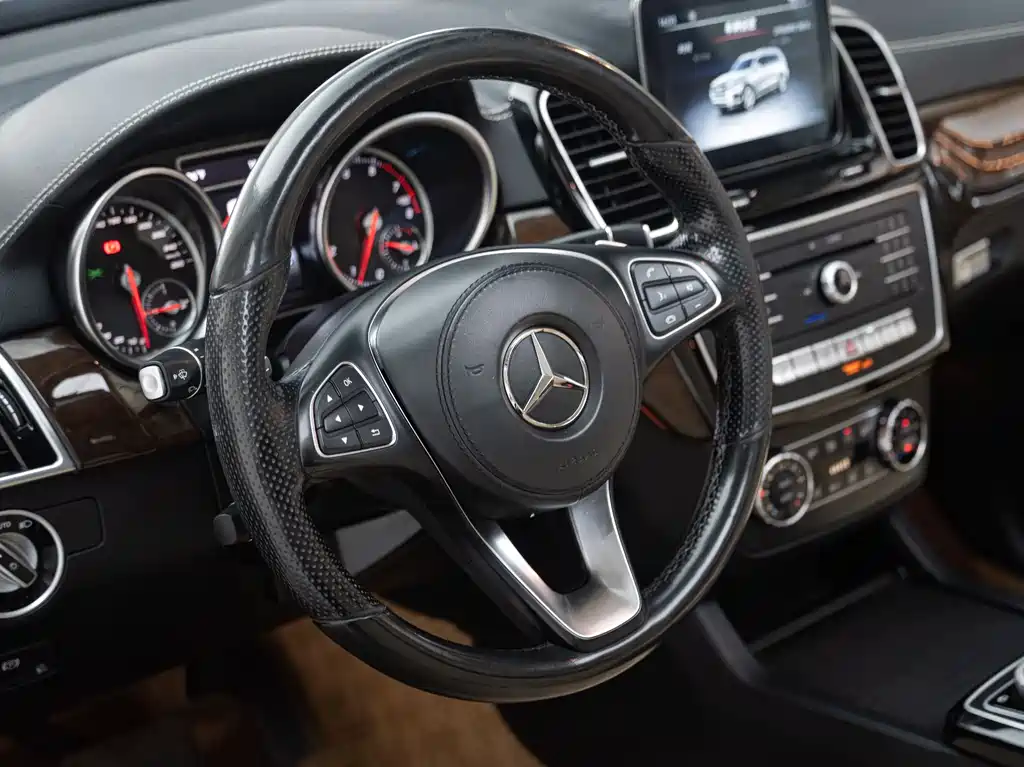 Mercedes-Benz GLS 2019 — фото 7