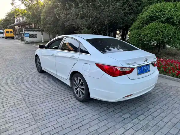 Hyundai Sonata 2013
