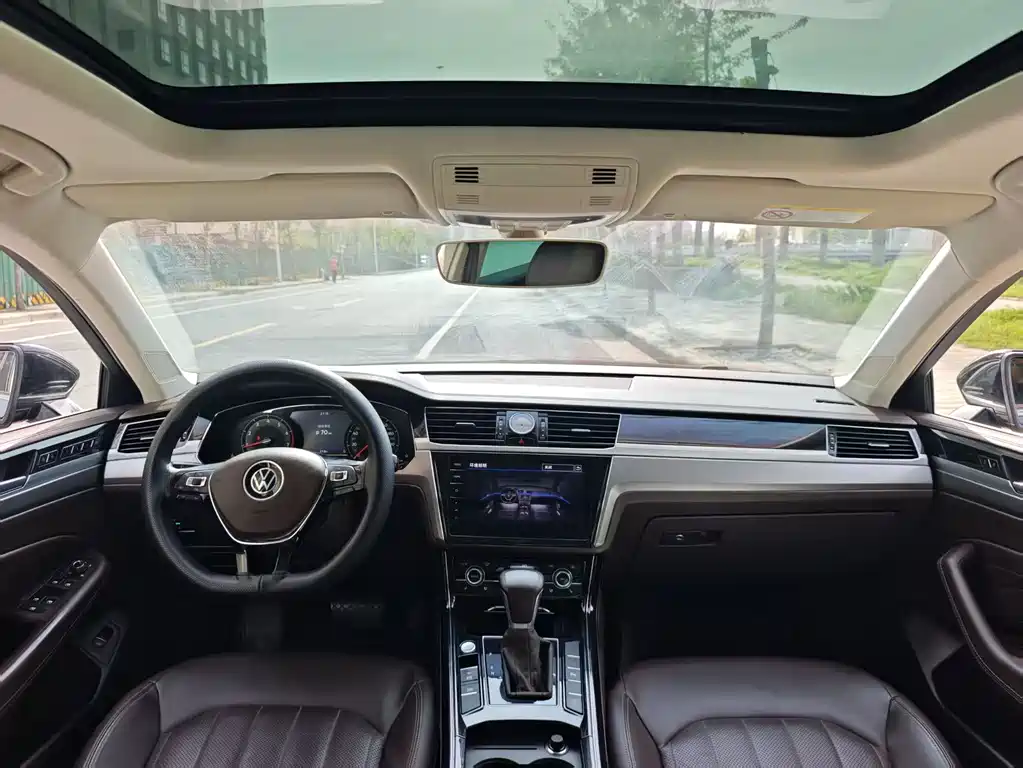 Volkswagen Phideon 2020 — фото 10