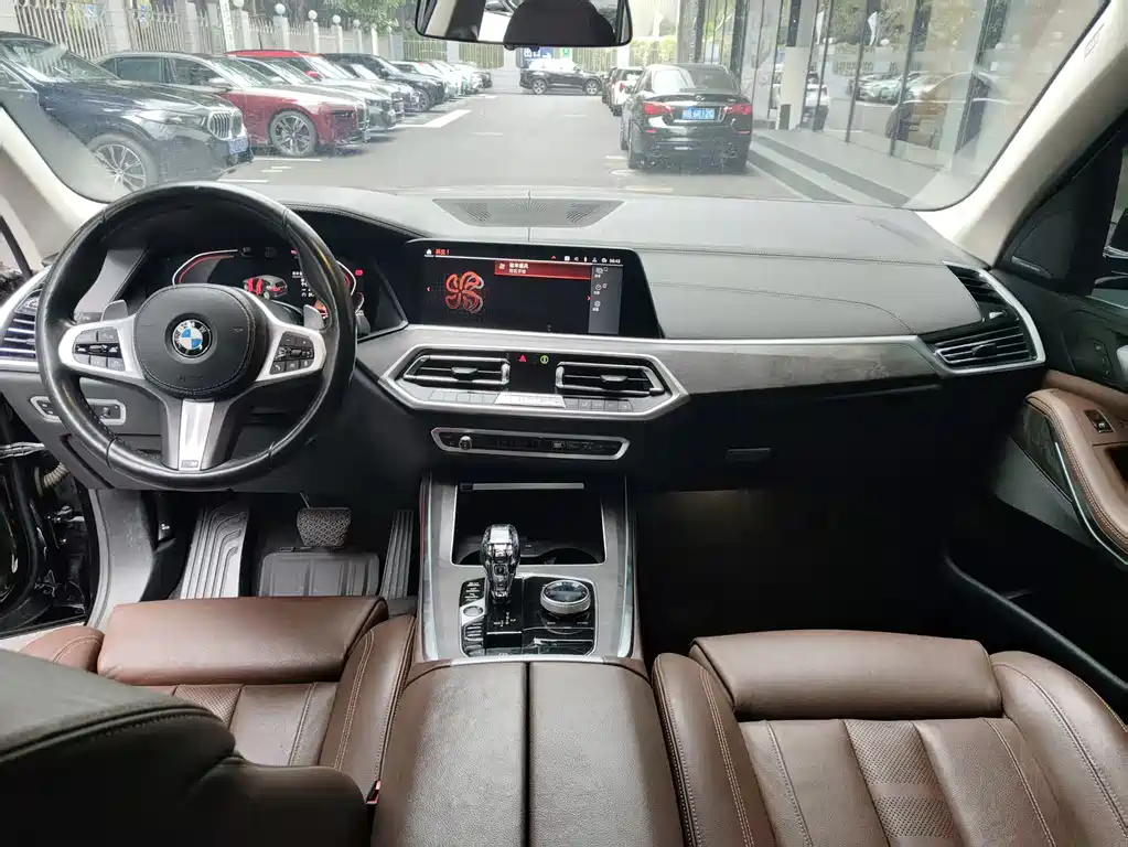 BMW X5 2019 — фото 8
