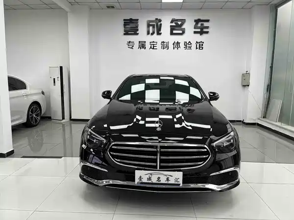 Mercedes-Benz E-Class 2024