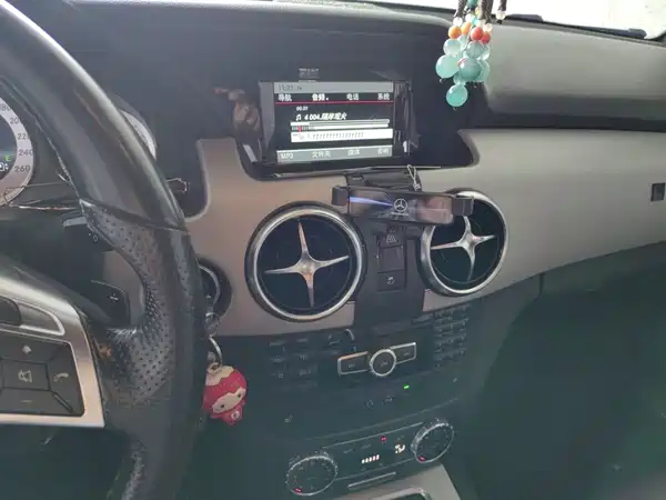 Mercedes-Benz GLK-Class 2015