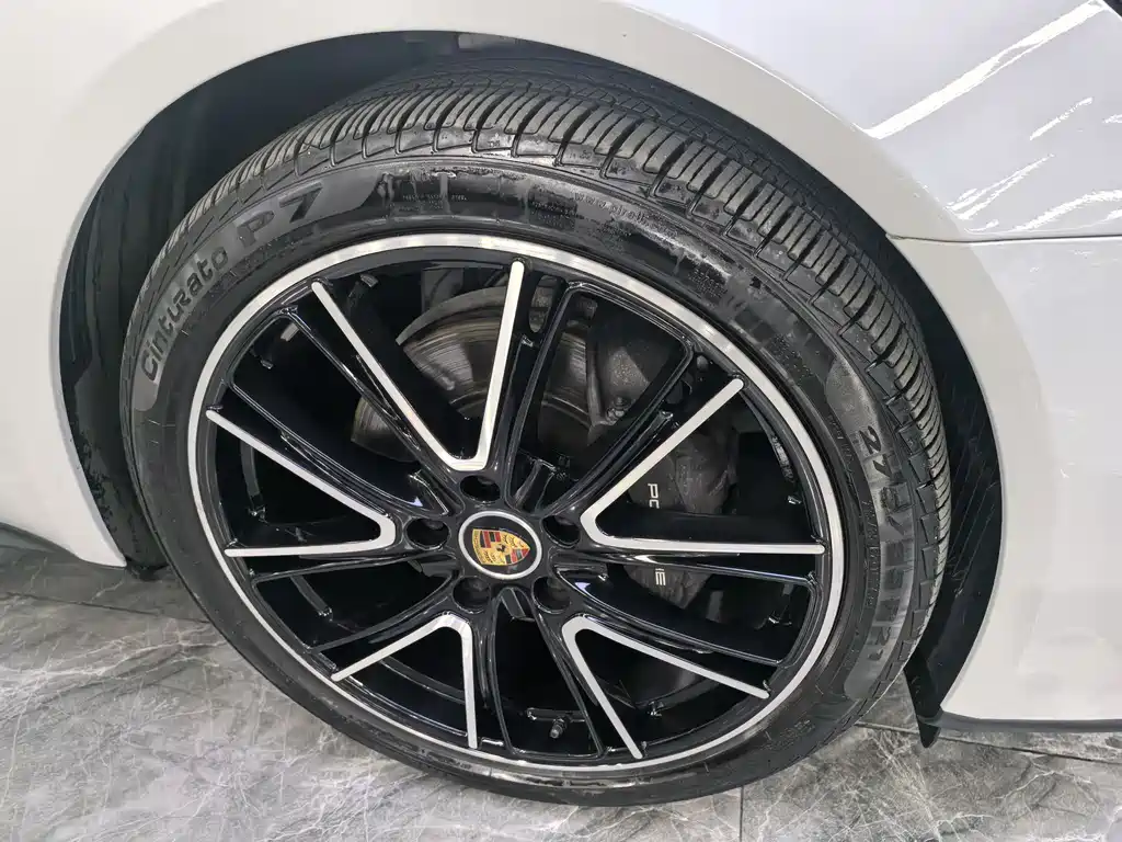 Porsche Panamera 2021 — фото 16
