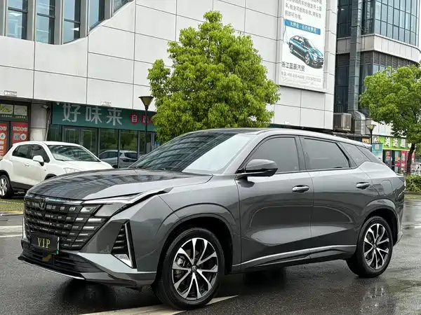 Changan UNI-Z New Energy 2025