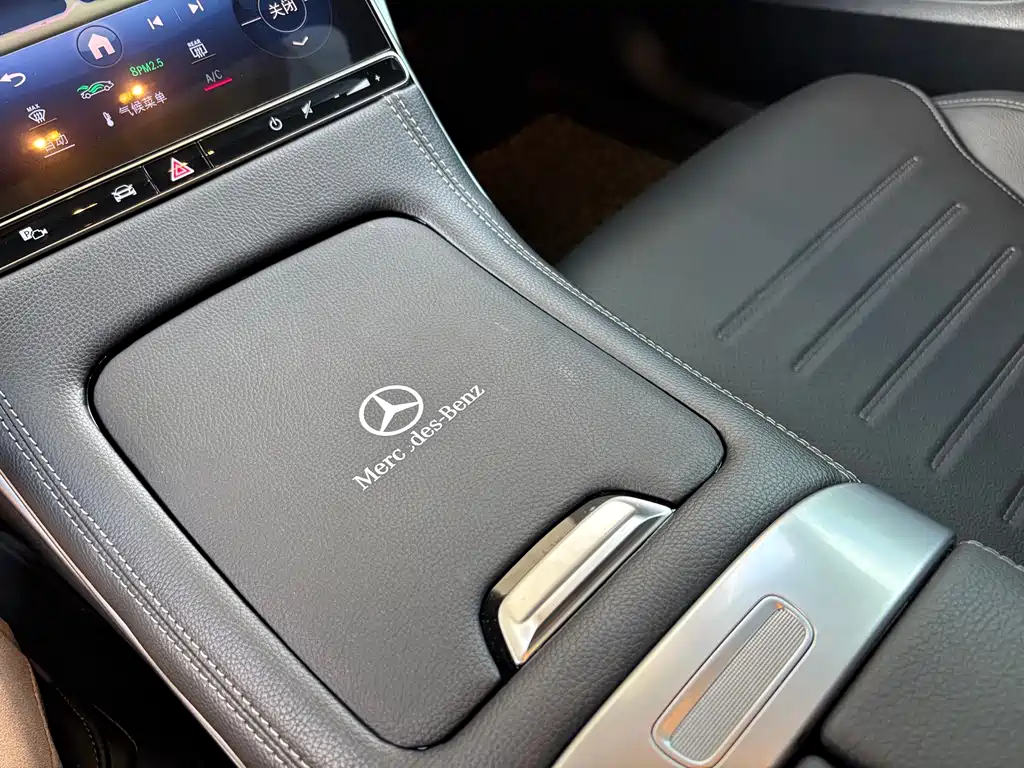 Mercedes-Benz C-Class 2024 — фото 25