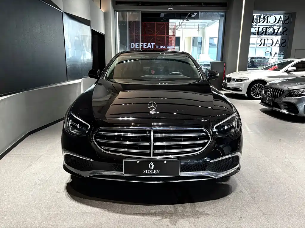 Mercedes-Benz E-Class 2022