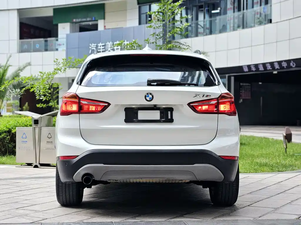 BMW X1 2017 — фото 12