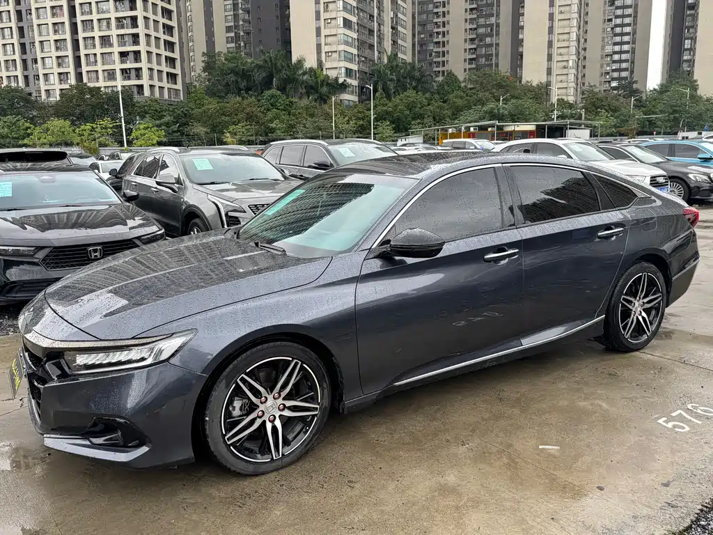Honda Accord 2023 — фото 8