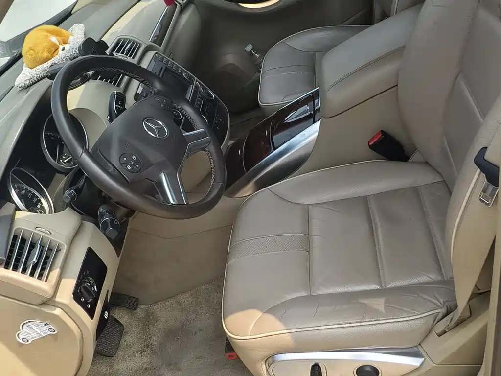 Mercedes-Benz R-Class 2013