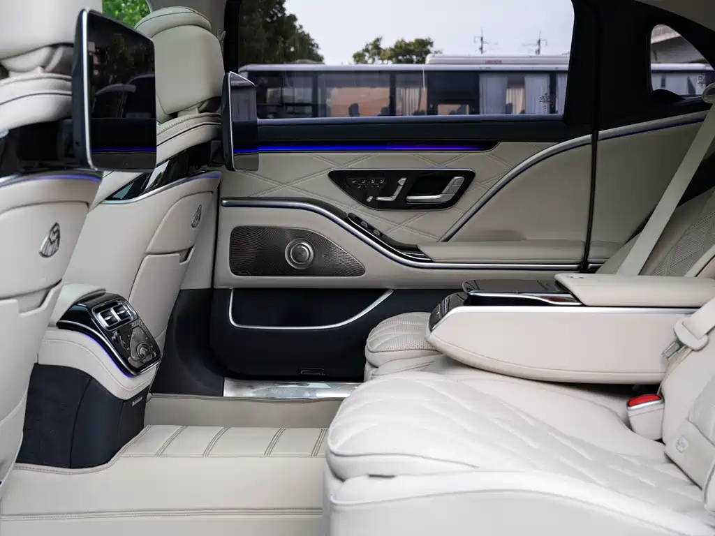 Mercedes-Benz S-Class 2024 — фото 15