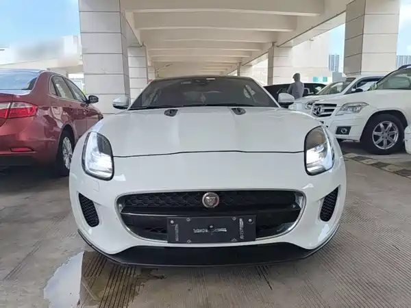 Jaguar F-TYPE 2019