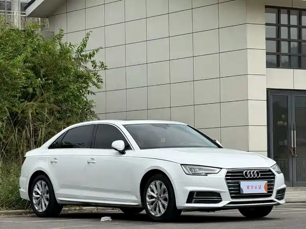 Audi A4L 2019