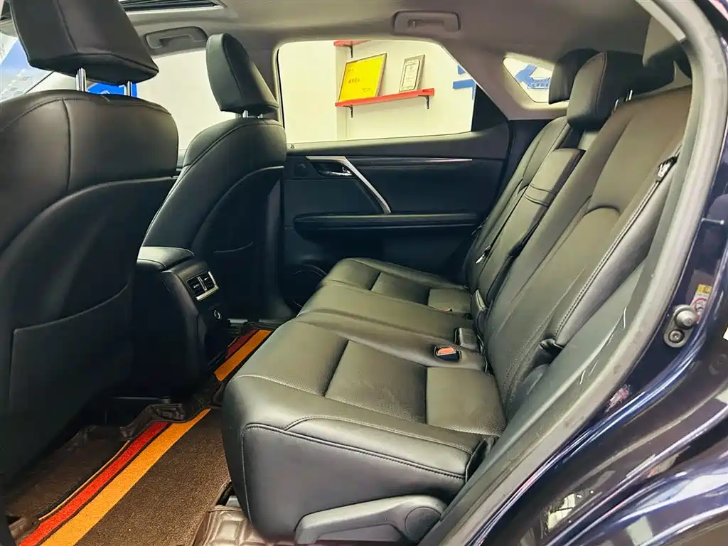 Lexus RX 2019 — фото 18