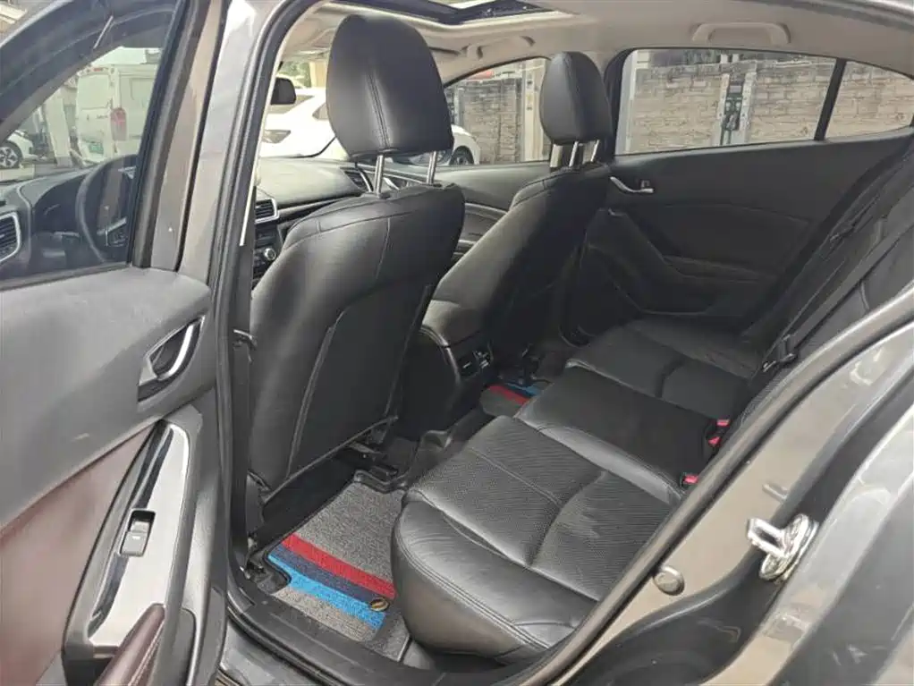 Mazda 3 Axela 2018