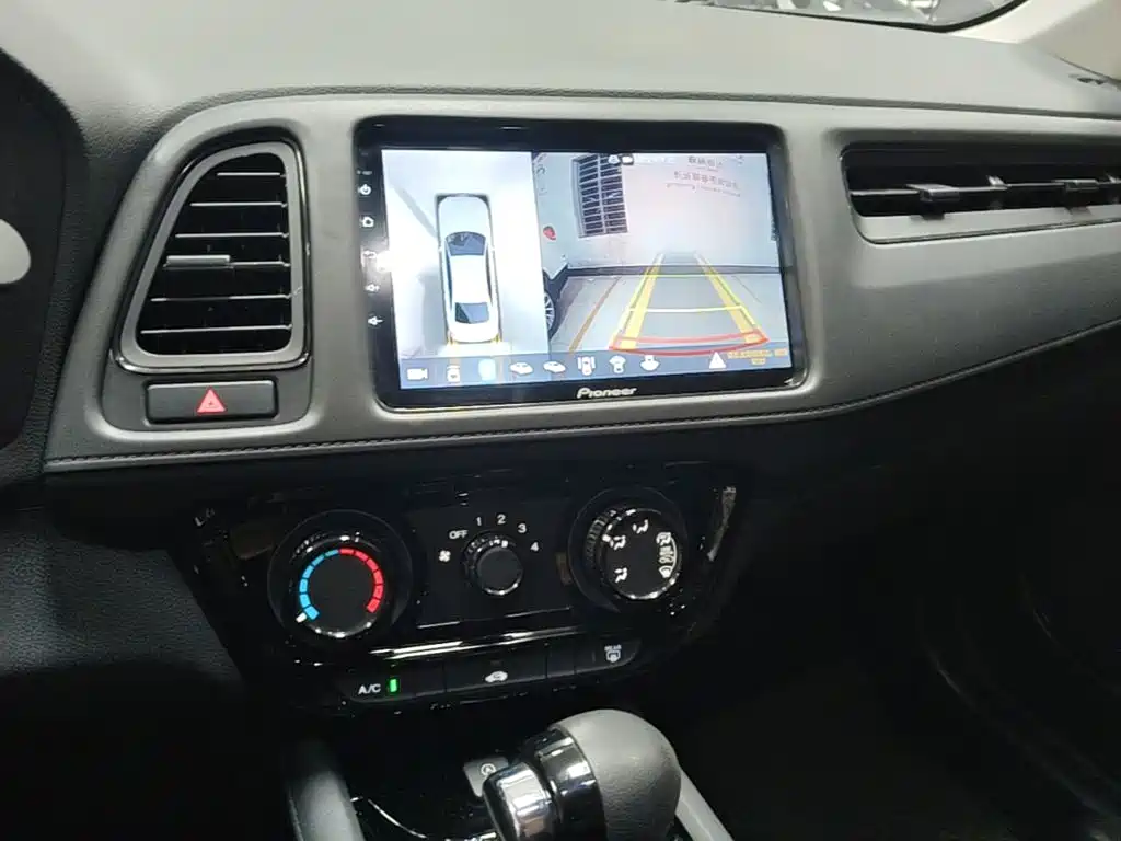 Honda Vezel 2021 — фото 13