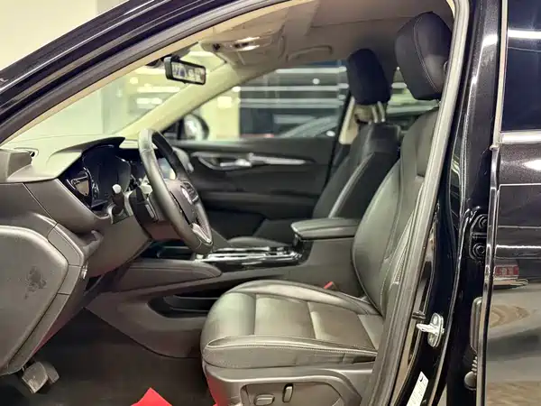 Buick Envision Plus 2023