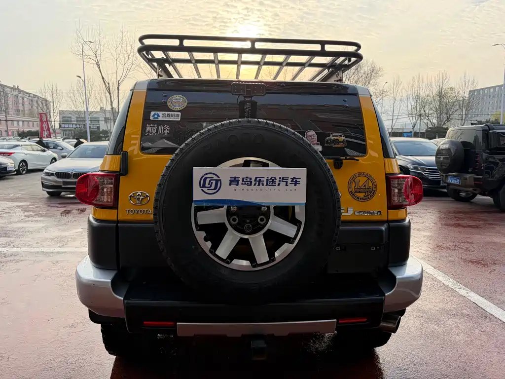Toyota FJ Cruiser 2017 — фото 5