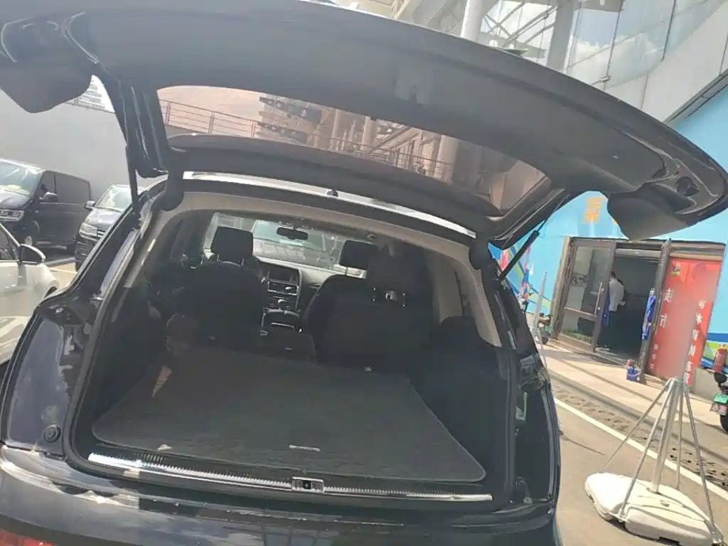 Audi Q7 2015 — фото 19