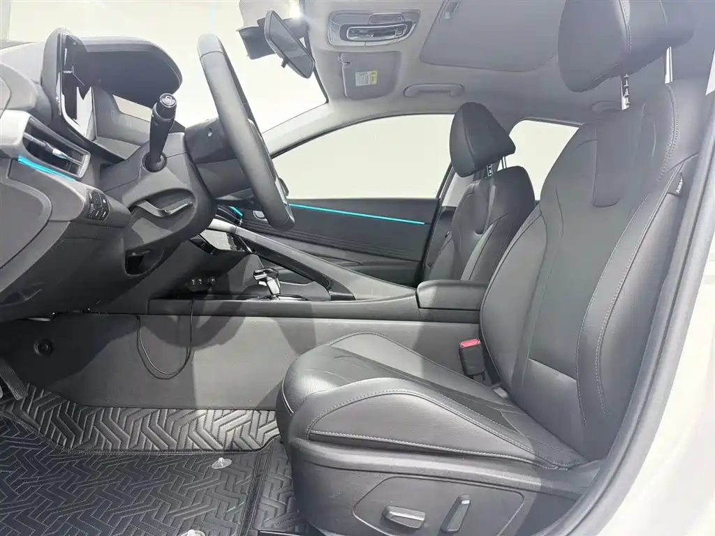 Hyundai Elantra 2021
