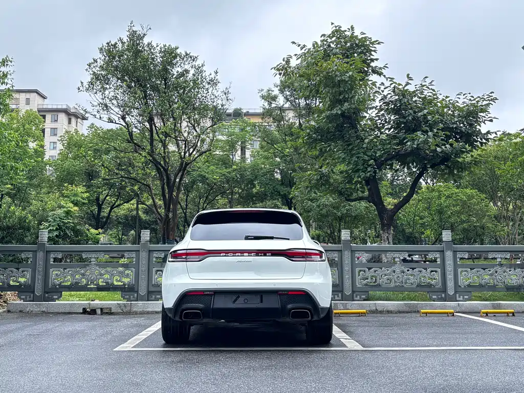 Porsche Macan 2023