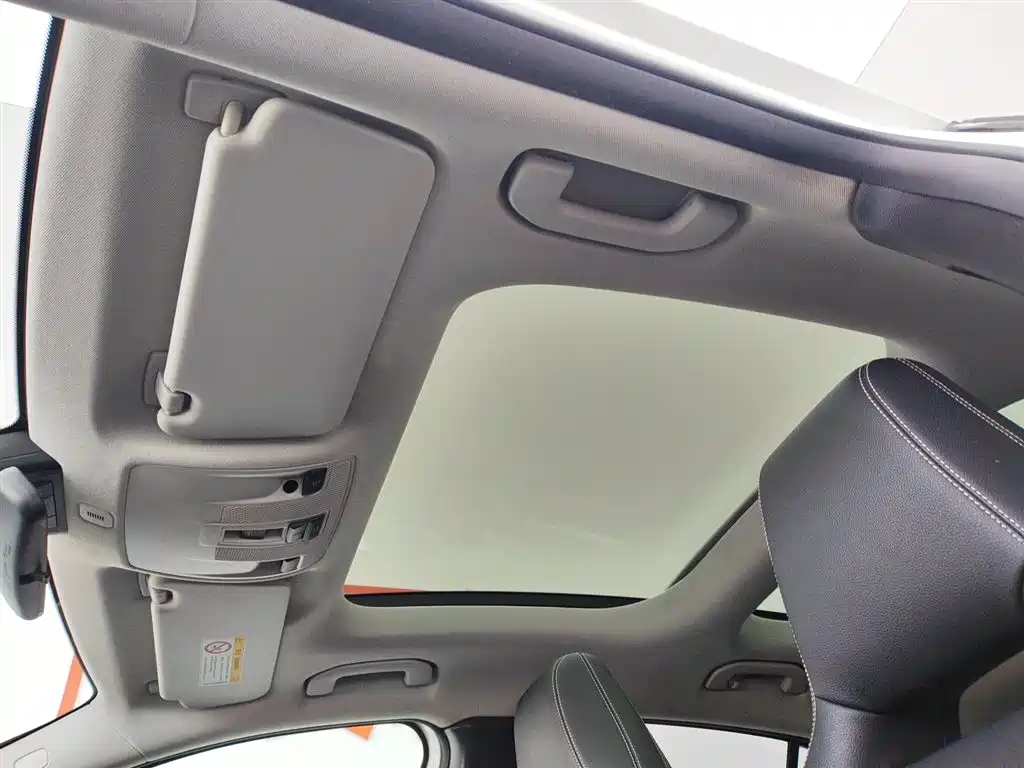 Mercedes-Benz GLA 2017 — фото 14