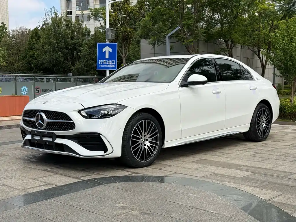 Mercedes-Benz C-Class 2023