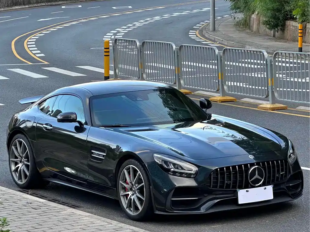 Mercedes-Benz AMG GT 2021 — фото 2