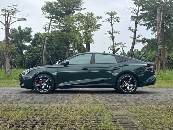 MG MG7 2023