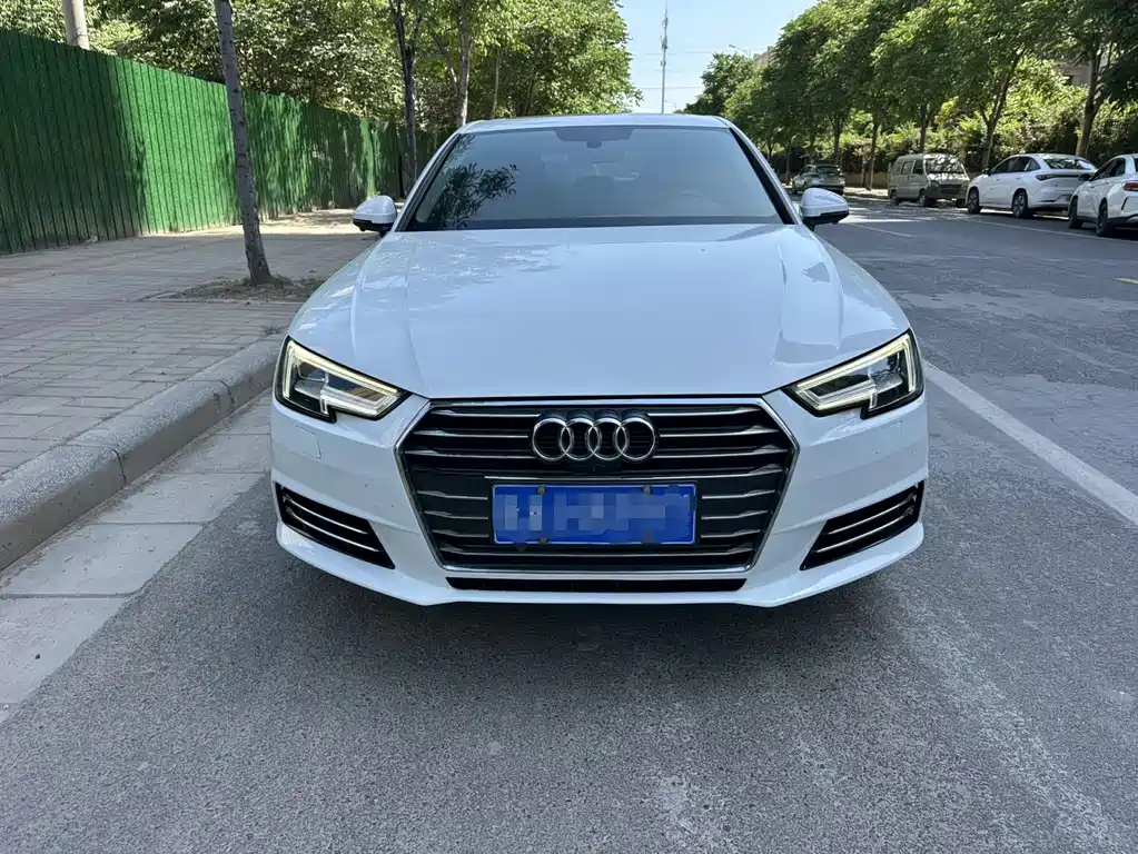Audi A4L 2017 — фото 2