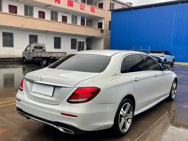 Mercedes-Benz E-Class 2018
