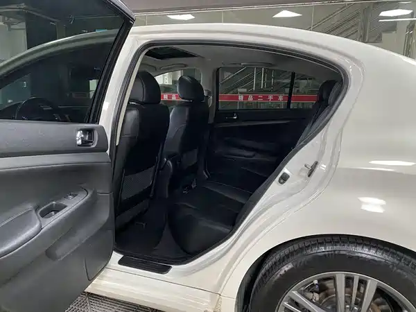 Infiniti G Series 2013