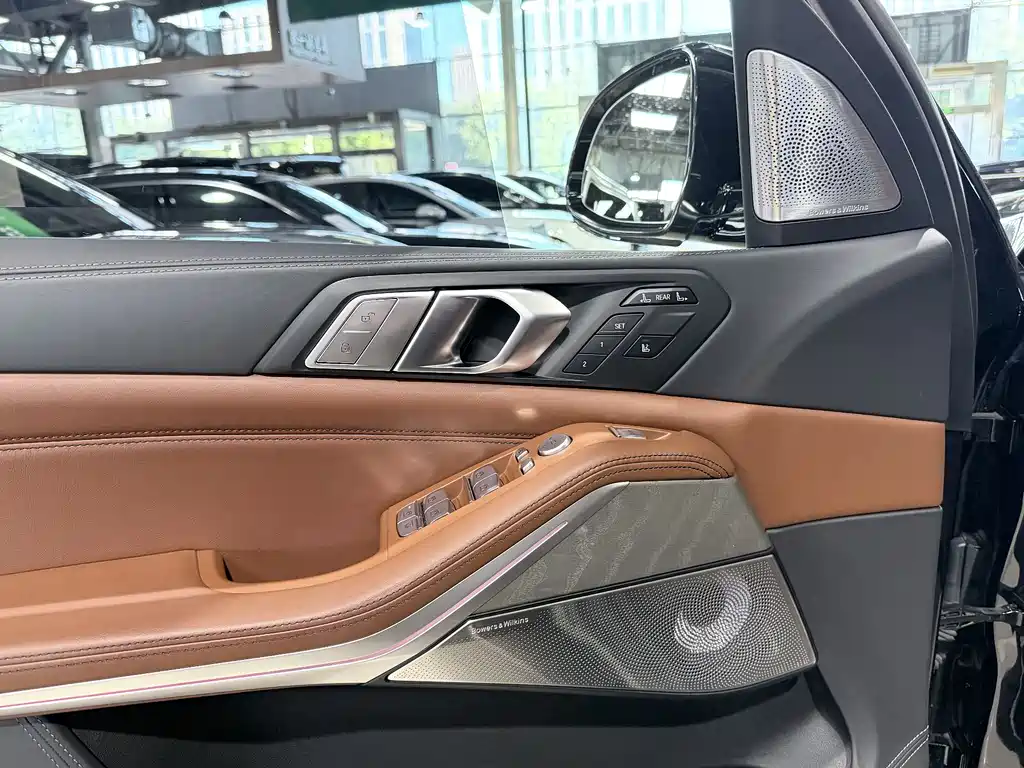BMW X7 2023 — фото 8