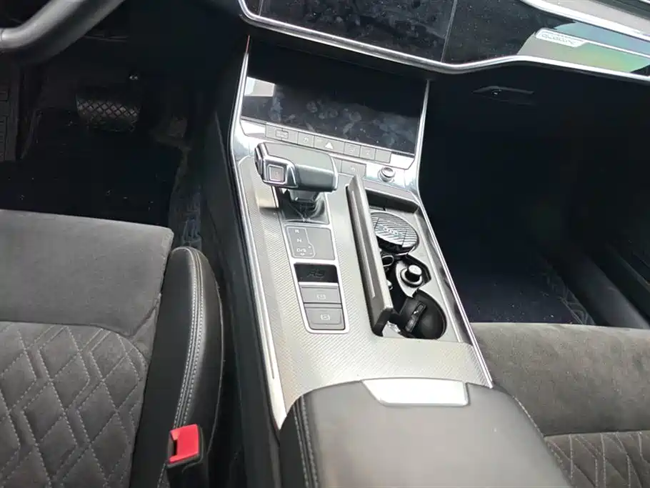 Audi A6L 2020 — фото 16