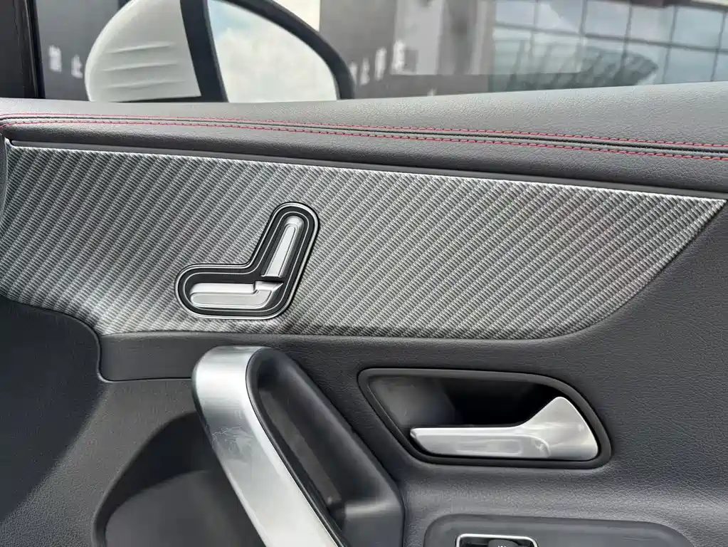 Mercedes-Benz A-Class 2023 — фото 26